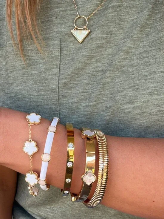 Park Lane White Ivy Quatrefoil Bracelet - Picture 2 of 8